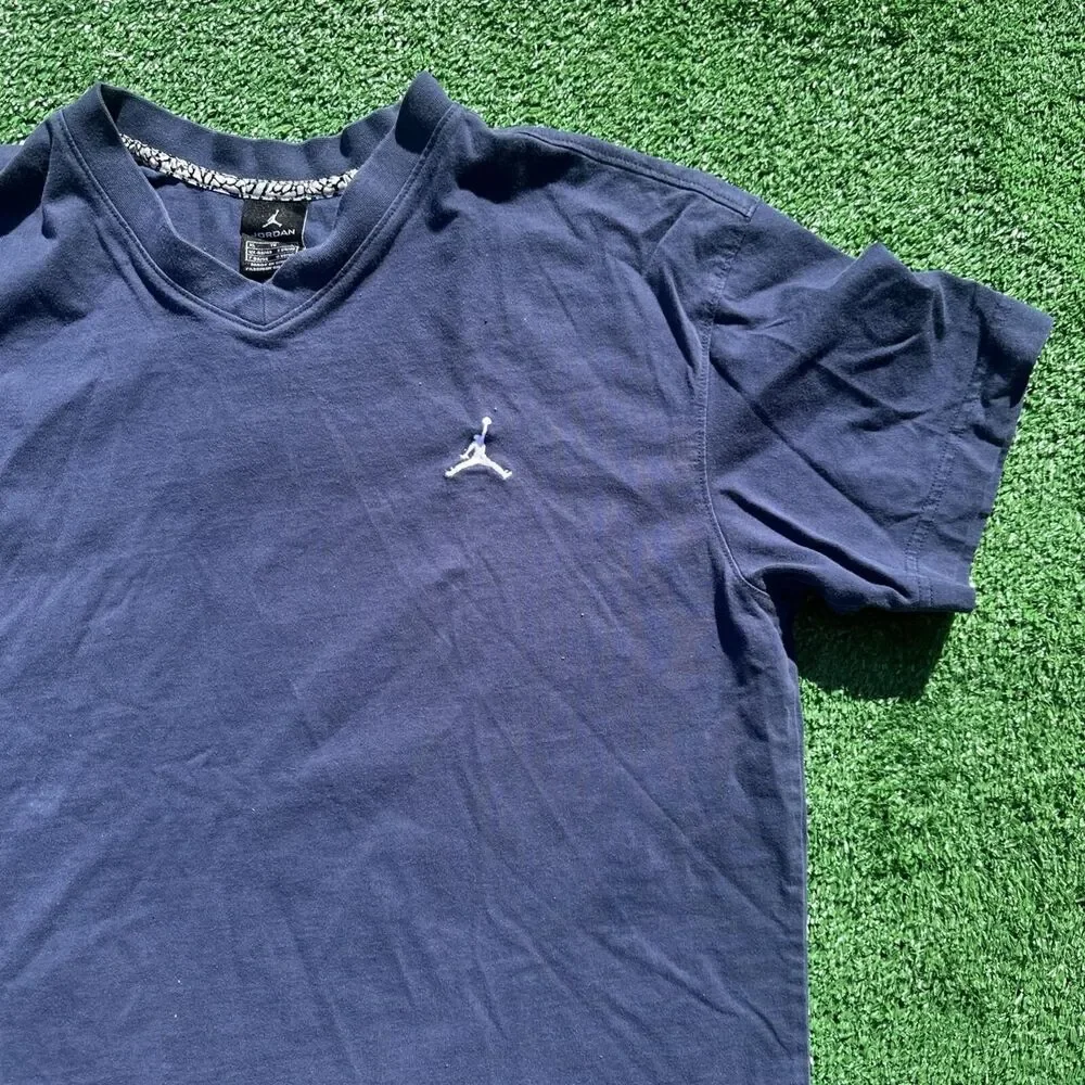 Vintage Nike Air Jordan Shirt Men’s XL Embroidered Jumpman Logo Blue White Y2K